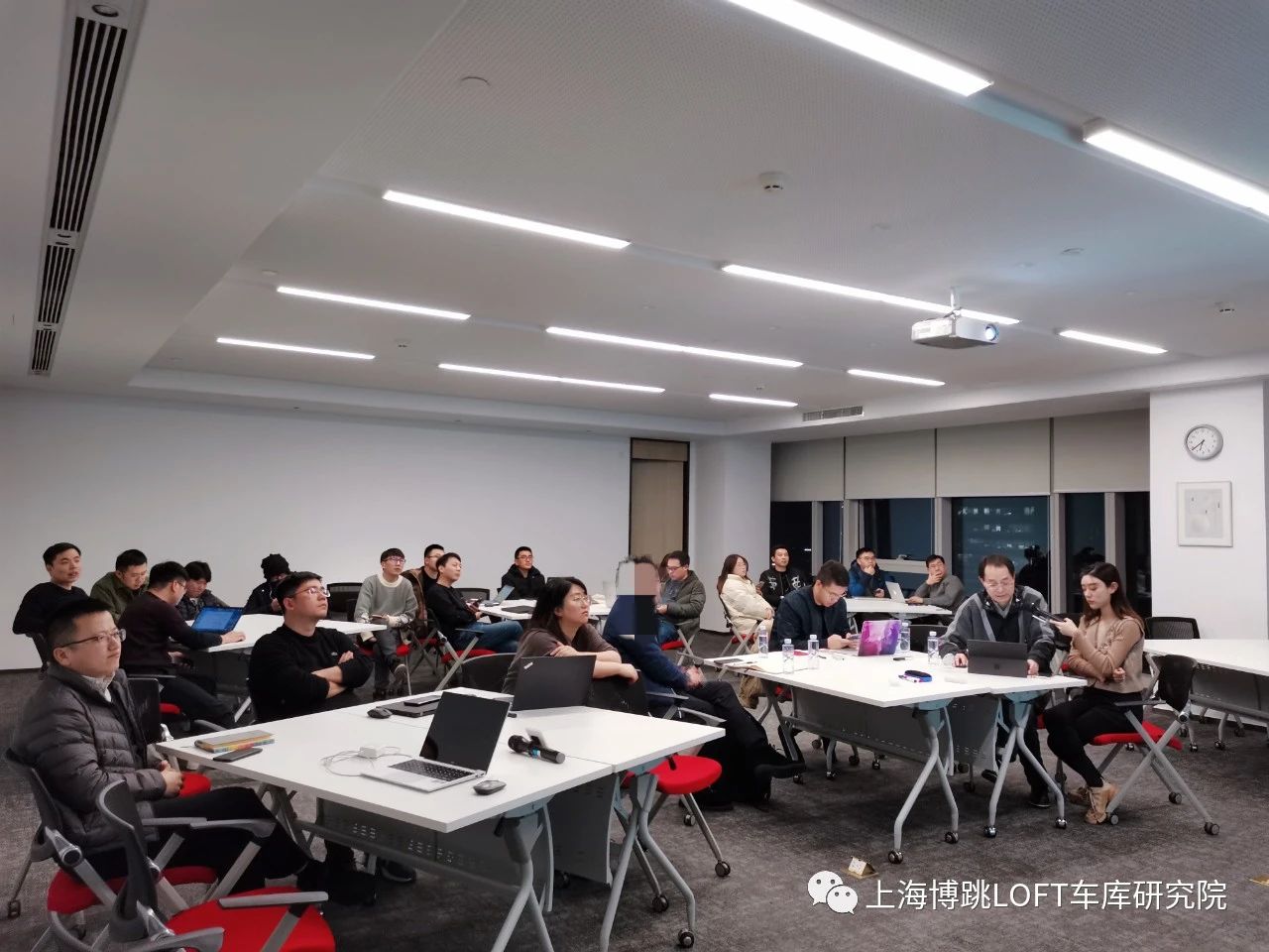 鄂尔多斯杭州LOFT车库专题会
